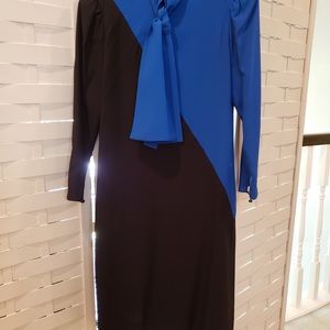 Albert Nipon Black blue dress with elegant button details. Sz 8.